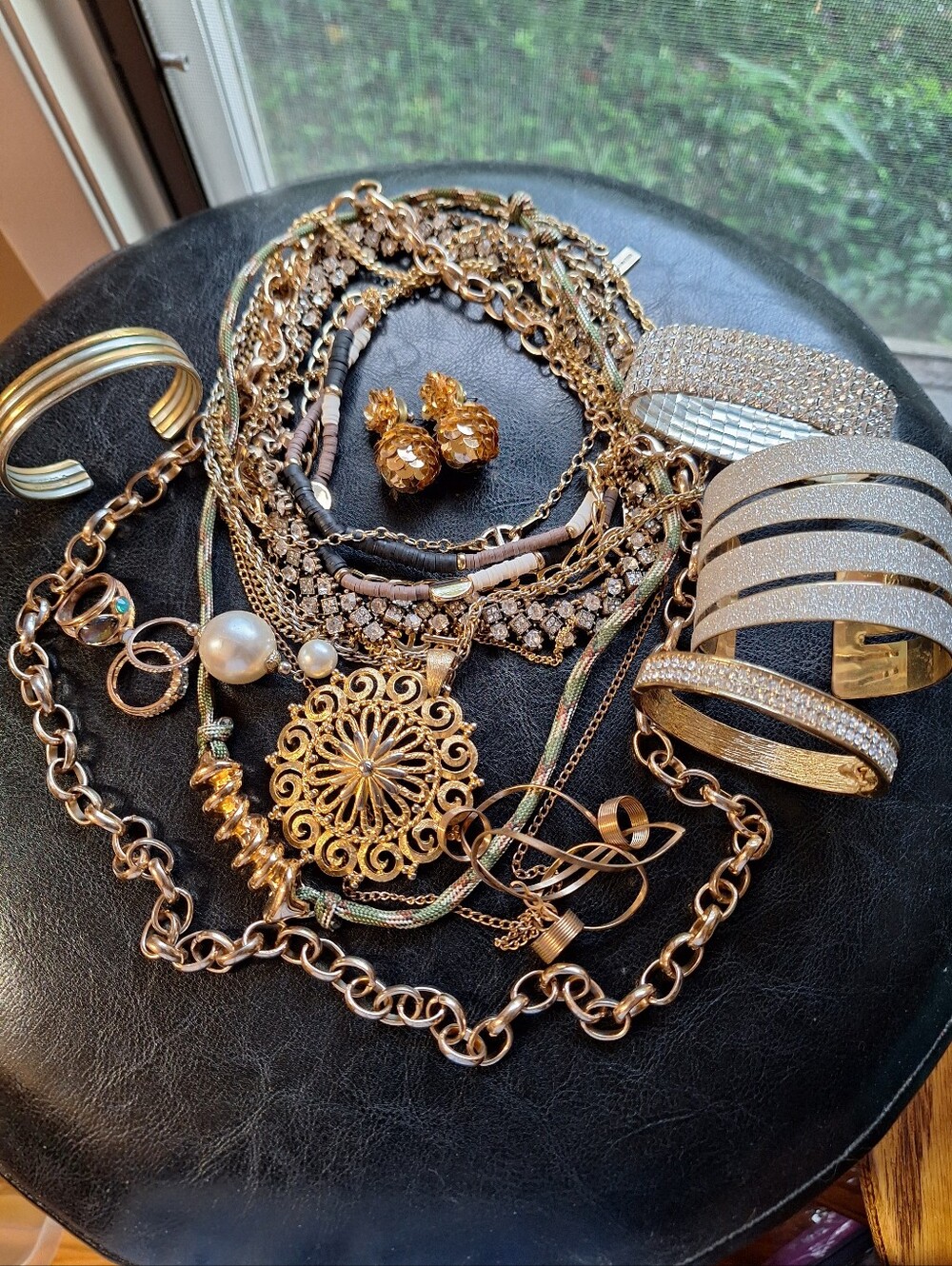 16 Piece Gold & Crystal Embellished BLING Statement Edgy Lot Jewelry The Limited - Picture 7 of 11